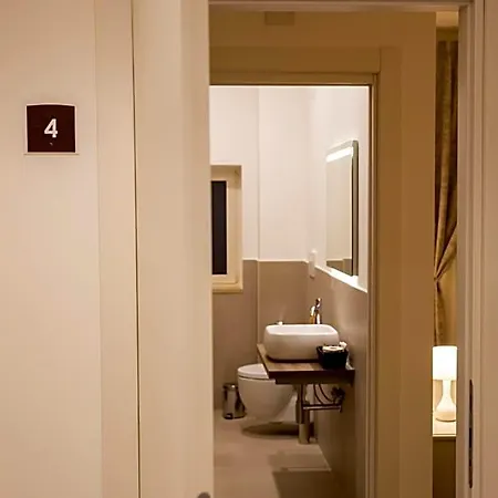 Viva' Bed and Breakfast 4*